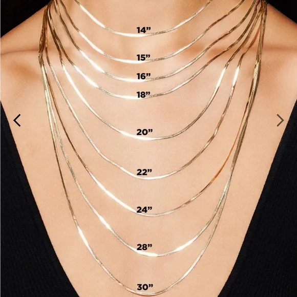 Lana jewelry triple cross necklace - Picture 4 of 9